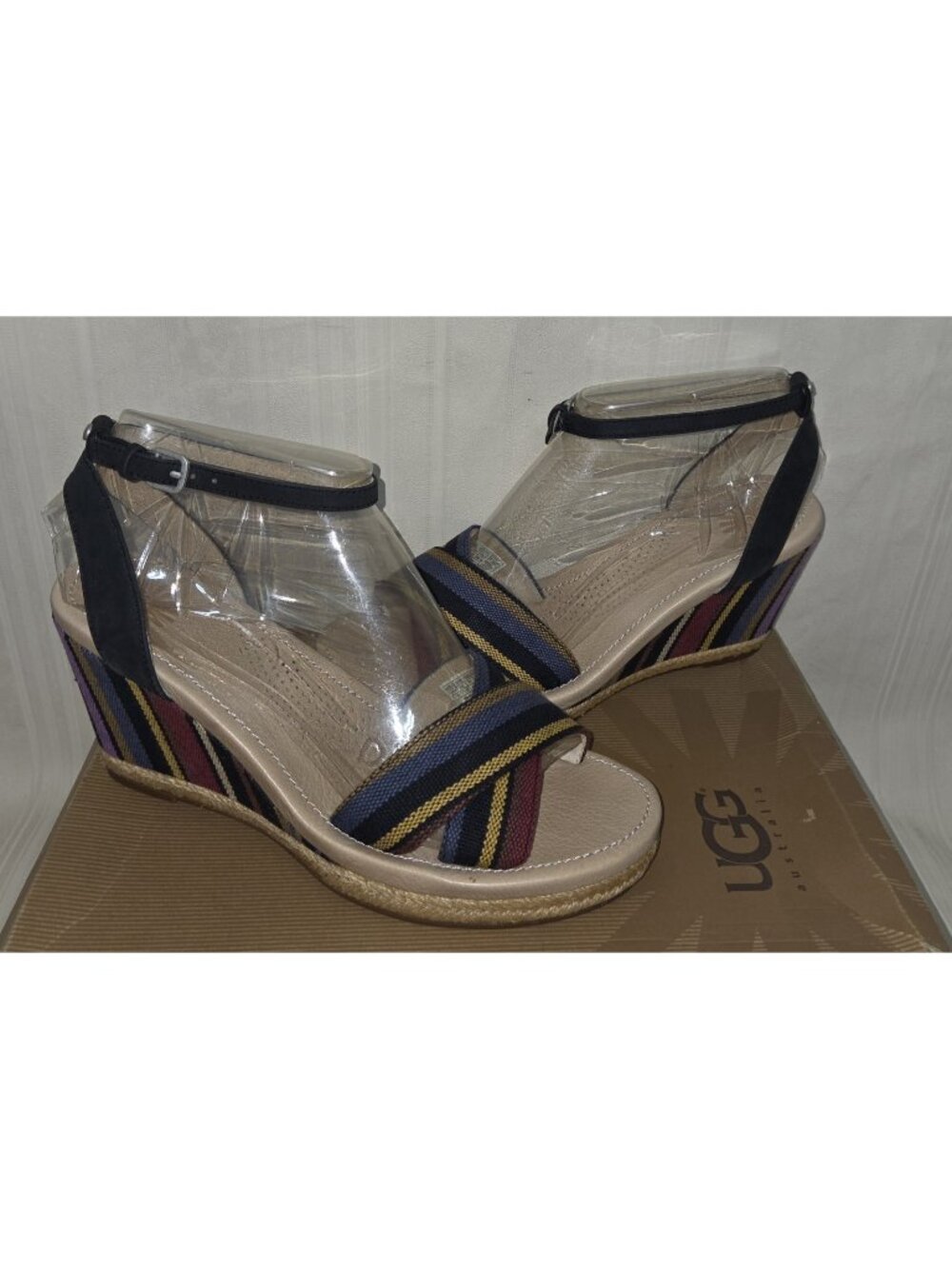 UGG Australia NYSSA Stripe Wedge Sandals Espadrille Women's Size US 9 NWOB